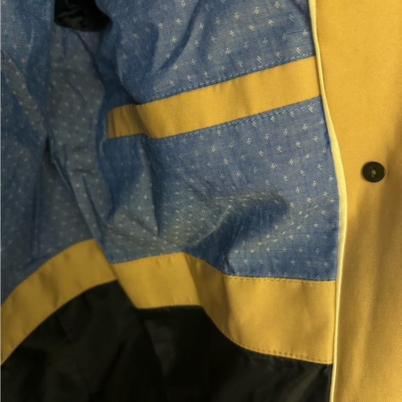 WE beige trench coat - Picture 7 of 9